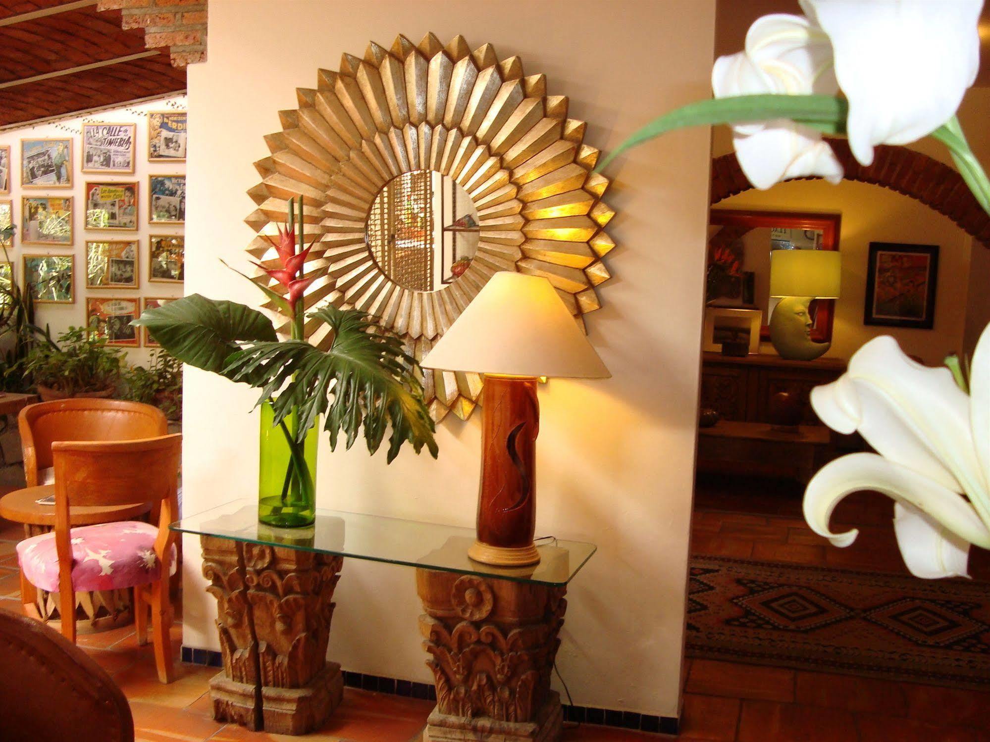 Casa Tlaquepaque Hotel Exterior photo